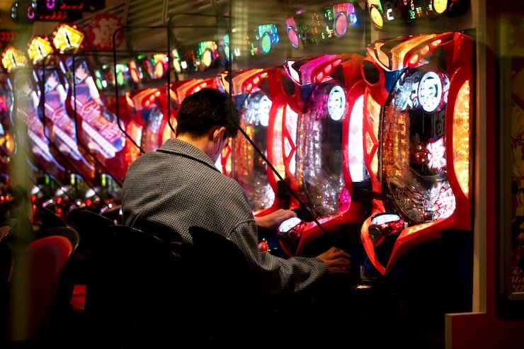 NetEnt roulette table interface showing wheel, betting grid, and live dealer on indopol4d mobile app